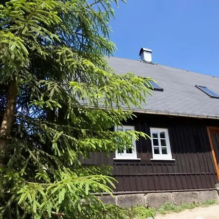 In Mit Terrasse, Garten Und Grill